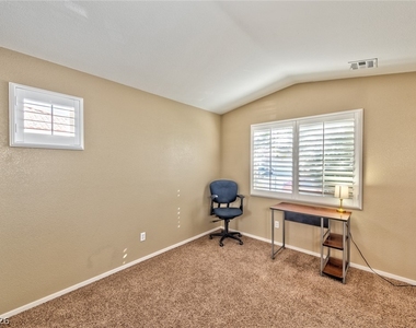 426 River Glider Avenue - Photo Thumbnail 7