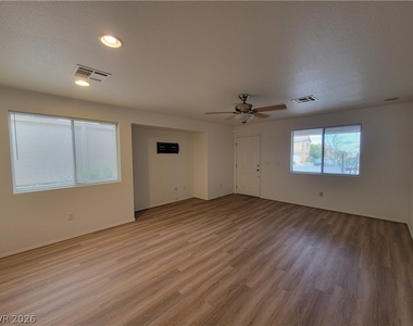 3813 Bayamon Street - Photo Thumbnail 7