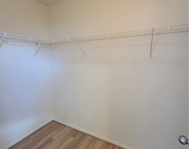 3813 Bayamon Street - Photo Thumbnail 17