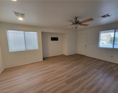 3813 Bayamon Street - Photo Thumbnail 5