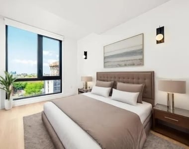 1010 Pacific Street - Photo Thumbnail 2