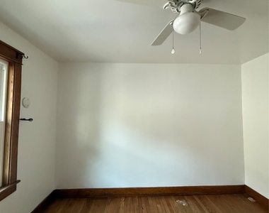 209 Dudley Ave - Photo Thumbnail 7