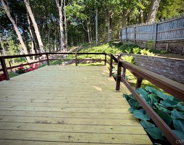 14 Pond Path - Photo Thumbnail 16