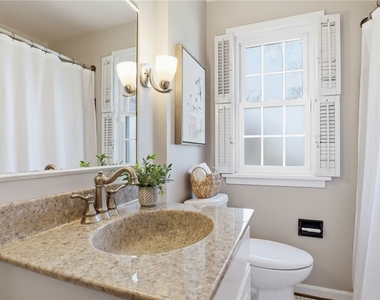 37 Oakmount Drive - Photo Thumbnail 13