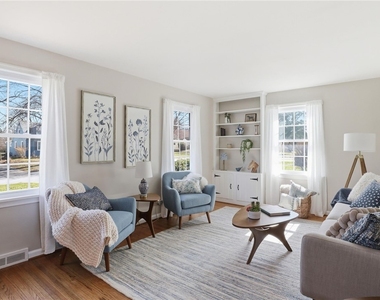 37 Oakmount Drive - Photo Thumbnail 1