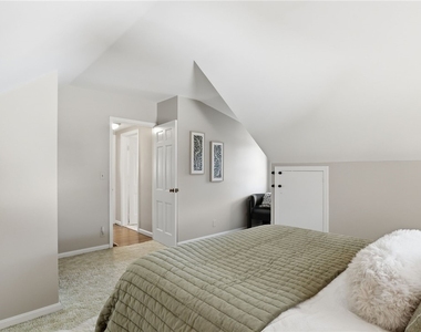 37 Oakmount Drive - Photo Thumbnail 18