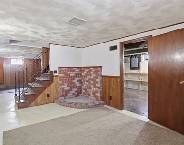 37 Oakmount Drive - Photo Thumbnail 19