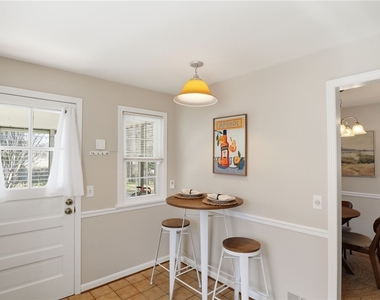 37 Oakmount Drive - Photo Thumbnail 8