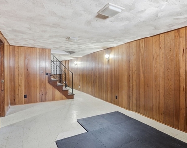37 Oakmount Drive - Photo Thumbnail 20
