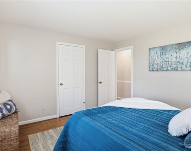 37 Oakmount Drive - Photo Thumbnail 12