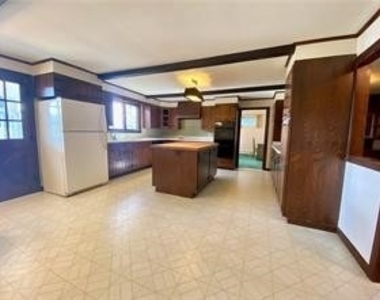 67 Glenwood Drive - Photo Thumbnail 15