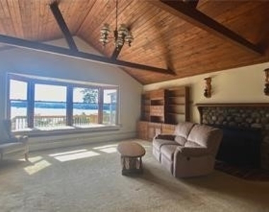 67 Glenwood Drive - Photo Thumbnail 22