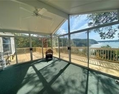 67 Glenwood Drive - Photo Thumbnail 13