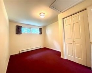 67 Glenwood Drive - Photo Thumbnail 32