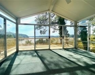 67 Glenwood Drive - Photo Thumbnail 14