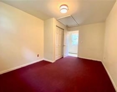 67 Glenwood Drive - Photo Thumbnail 31