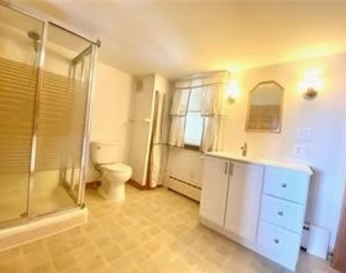 67 Glenwood Drive - Photo Thumbnail 36