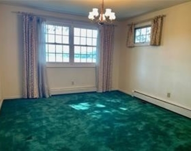 67 Glenwood Drive - Photo Thumbnail 20
