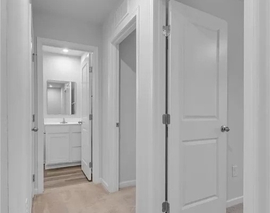 164 Grant Boulevard - Photo Thumbnail 15