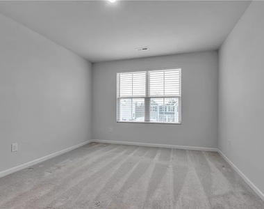 164 Grant Boulevard - Photo Thumbnail 13