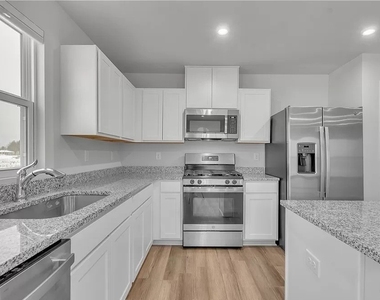 164 Grant Boulevard - Photo Thumbnail 3