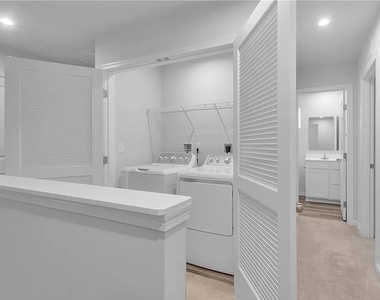 164 Grant Boulevard - Photo Thumbnail 12