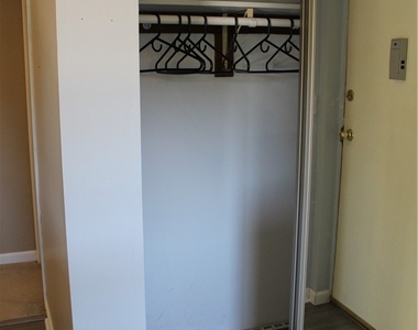3948 Ridge Lea Road - Photo Thumbnail 4