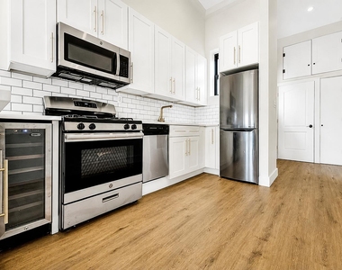 193 Jefferson Ave - Photo Thumbnail 1