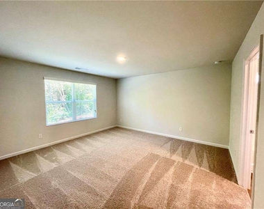 667 Summerwood Lane - Photo Thumbnail 14