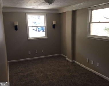 80 Homestead Place - Photo Thumbnail 6