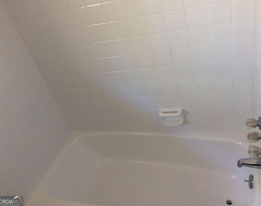 80 Homestead Place - Photo Thumbnail 14