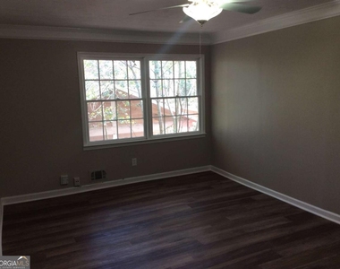 80 Homestead Place - Photo Thumbnail 8