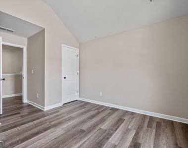 475 Louise Way - Photo Thumbnail 26