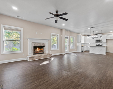 475 Louise Way - Photo Thumbnail 15