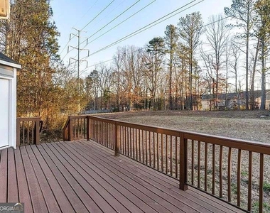 2247 June Court Sw - Photo Thumbnail 7