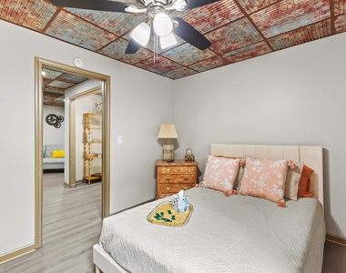 137 Odith Road - Photo Thumbnail 12
