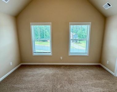 104 Armory Creek Drive - Photo Thumbnail 18