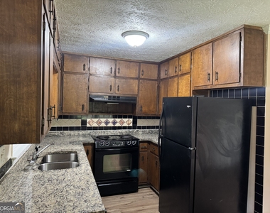 827 San Miguel Drive - Photo Thumbnail 2