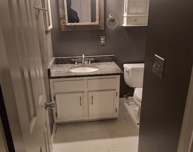 105 Governors Drive - Photo Thumbnail 2