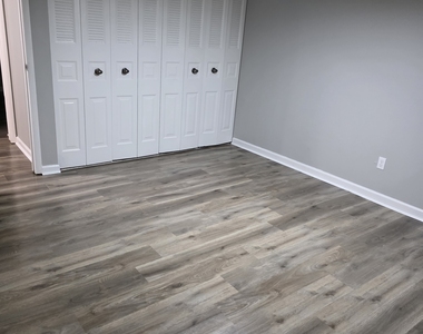 5349 Tracey Drive - Photo Thumbnail 21