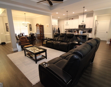 28 Redington Drive - Photo Thumbnail 3