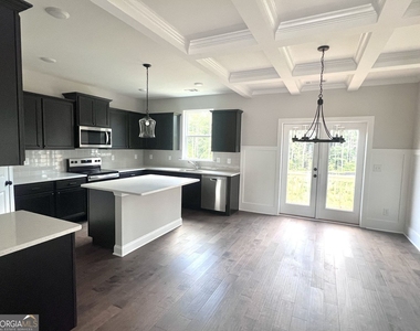 4385 Easter Lily Avenue - Photo Thumbnail 7