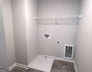 4385 Easter Lily Avenue - Photo Thumbnail 17