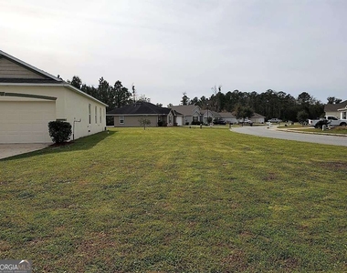 110 Cedar Circle - Photo Thumbnail 26