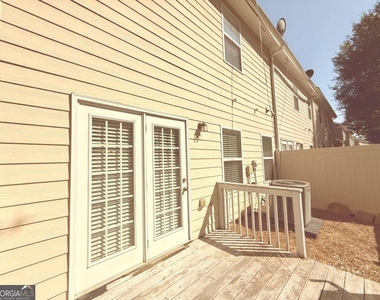 1833 Willow Branch Lane Nw - Photo Thumbnail 11