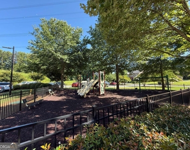 1833 Willow Branch Lane Nw - Photo Thumbnail 24
