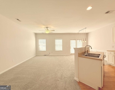 1833 Willow Branch Lane Nw - Photo Thumbnail 5