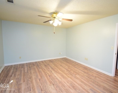 70 Covey Trail - Photo Thumbnail 16