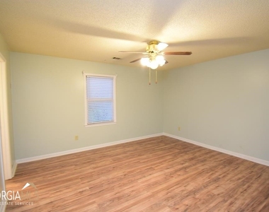 70 Covey Trail - Photo Thumbnail 14