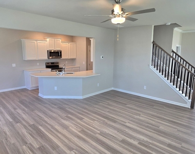 89 Sepia Oak Dr - Photo Thumbnail 3